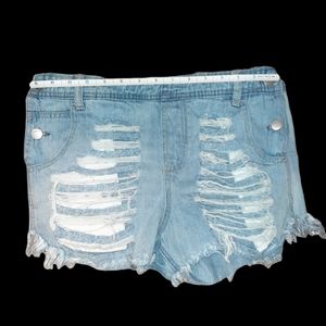 Size 5/6 Side Button Shorts from Rue 21